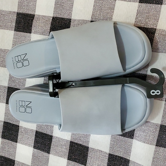 Women's Flatform Wedge Sandals - Picture 10 of 17